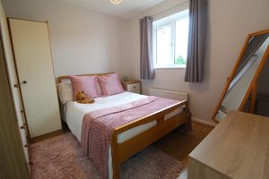 Bedroom- click for photo gallery
